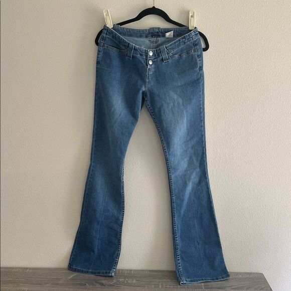 Vintage 90s Levi’s Ultra Low Rise Flare Denim Jeans - Picture 1 of 13